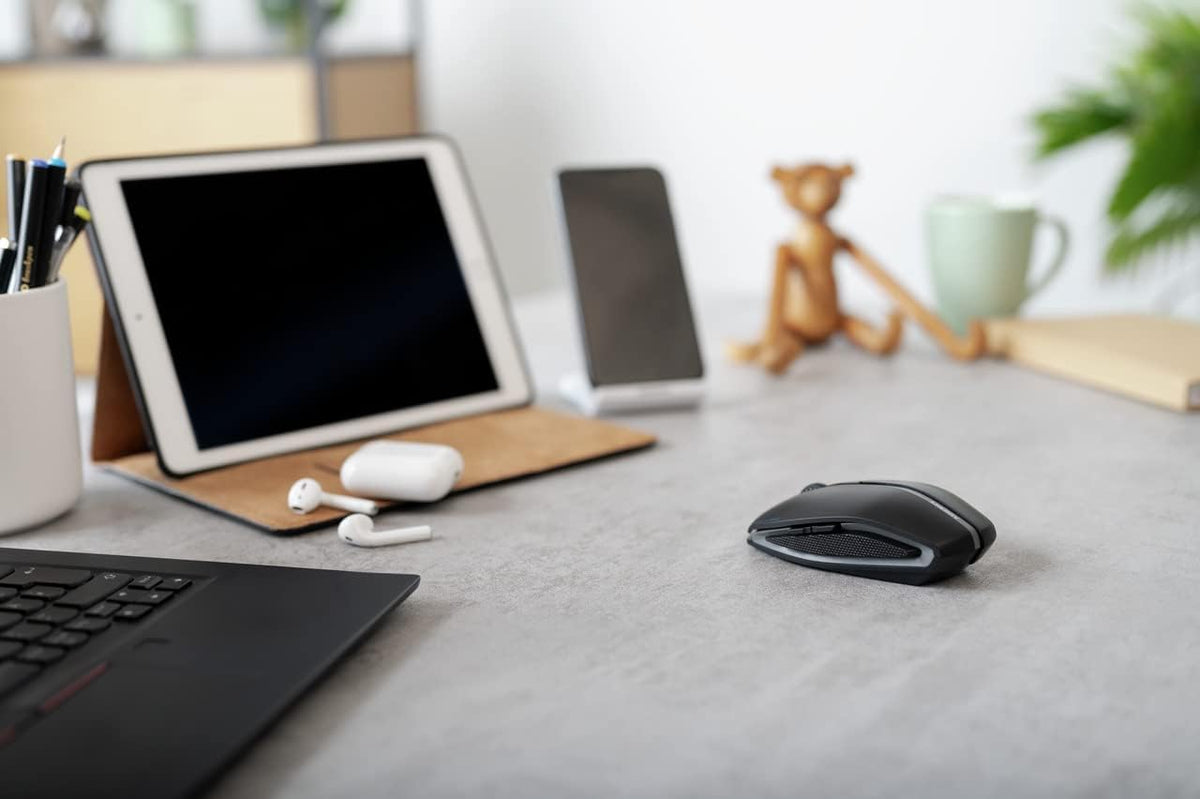 Cherry GENTIX BT Wireless Bluetooth Mouse, Multi-Device Function for up to 3 Devices, Switchable Resolution (1K/2K DPI), 7 Buttons and Scroll Wheel, Battery Operated (Black)