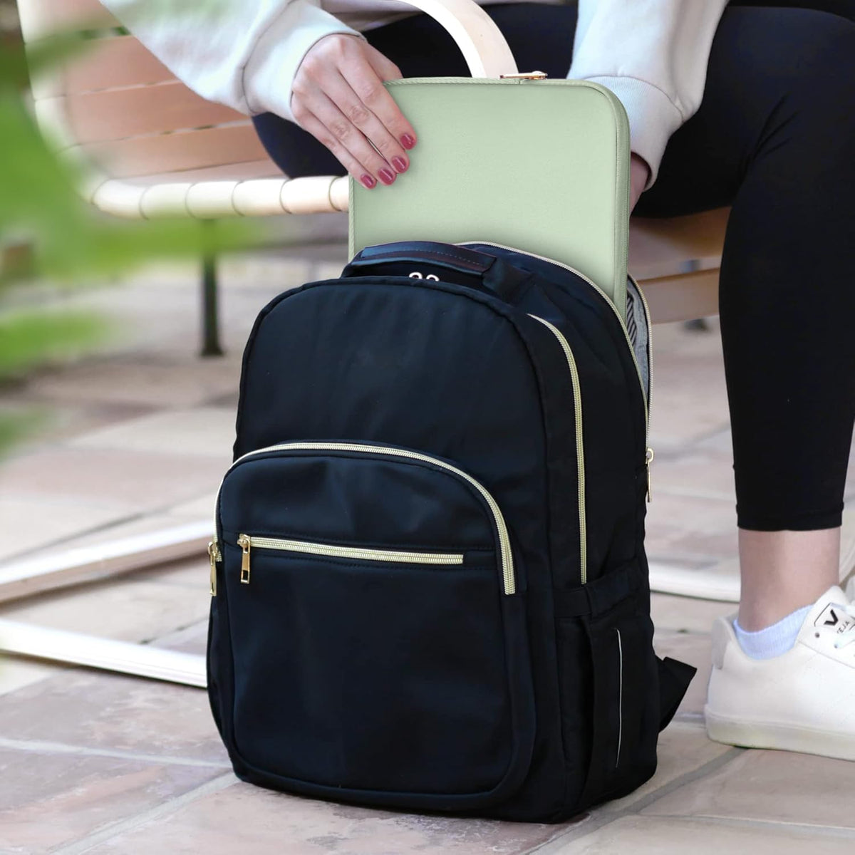 Vandel MacBook Air 13 inch Laptop Sleeve, Fits 13-13.3 inch Laptops: Neoprene MacBook Air & Pro Case, Chromebook, HP Soft Cover | Thin Computer Carrying Bag, Sage Green Mac (M1 & M2) Pouch