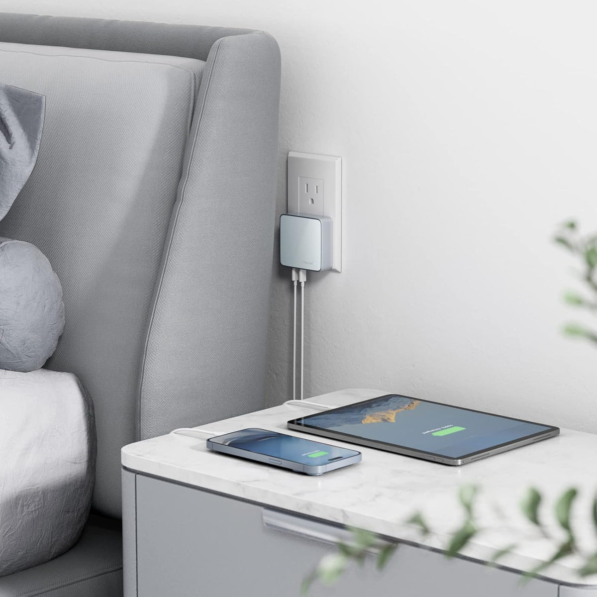 Nekmit USB C Charger, Thin Flat 52W 4-Port Fast Wall Charger with Two 20W Power Delivery and 2 USB Port for iPhone 14/14 Pro/14 Pro Max, Galaxy, Pixel, iPad Pro, AirPods Pro and More, Blue