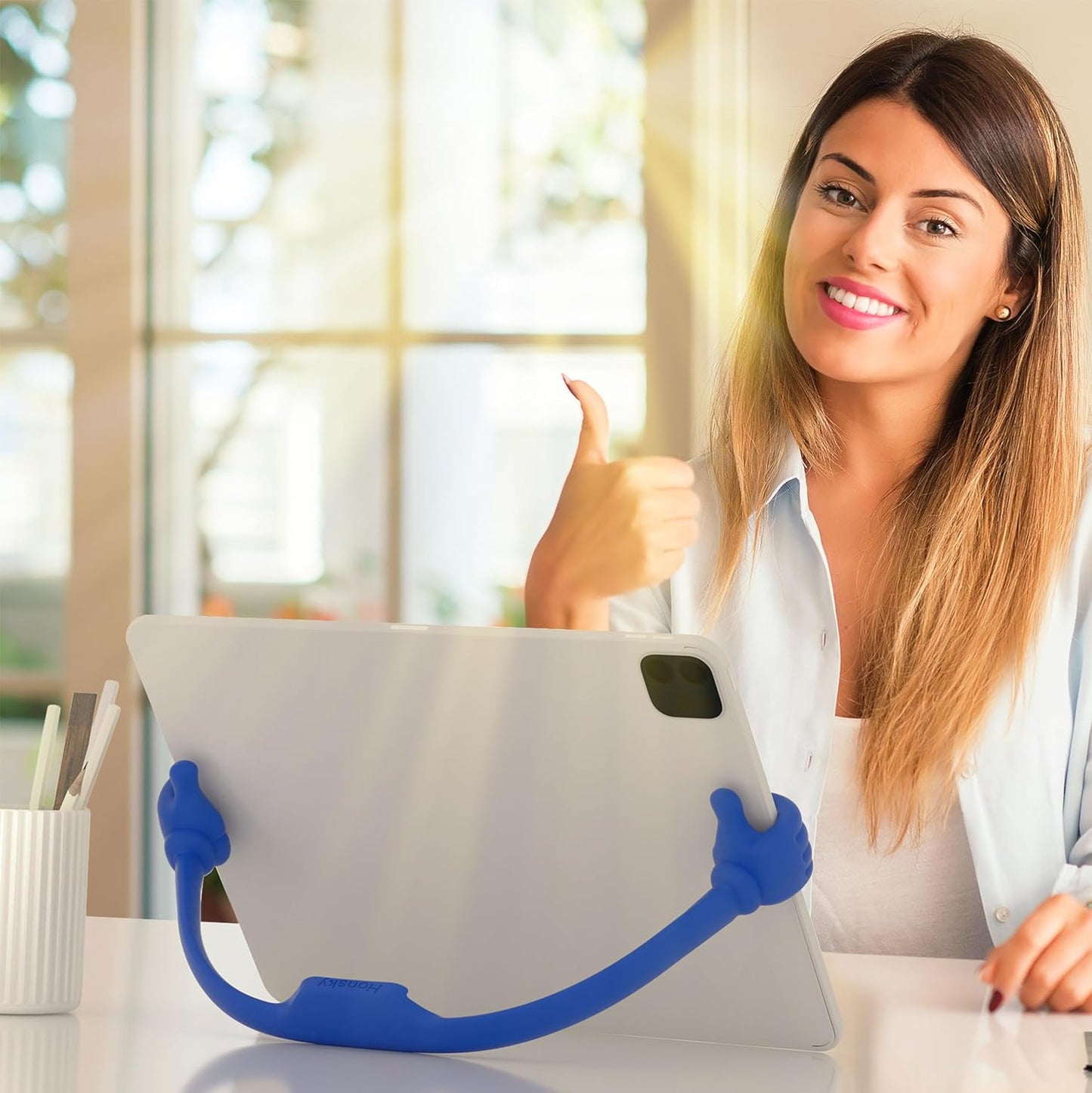 Honsky Thumbs Up 2 Pack Tablet Stand, Universal Holder for Desk, Lazy Display Stands, Stocking Stuffer Ideas, Cute Blue/Black